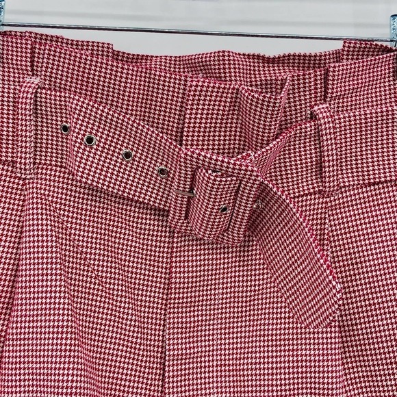 EGGIE Rochelle Red Houndstooth High Waist Paper Bag Belted Shorts Size Large - Picture 5 of 7